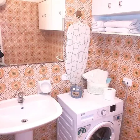 One Bedroom At Marina Di 50 M Away From The Beach With Furnished Terrace And Wifi Appartement *